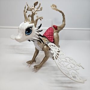 Ever After High Dragon Games Apple White Dragonrider Braebyrn Figure Mattel 2015